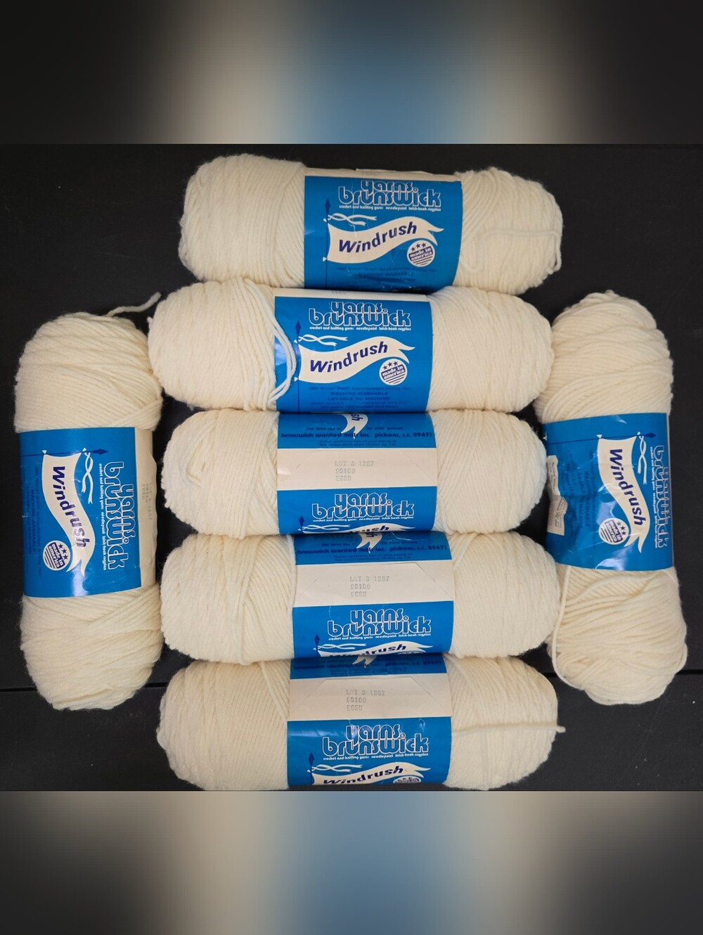 Brunswick Windrush Yarn - ECRU 7 SKEINS Orlon